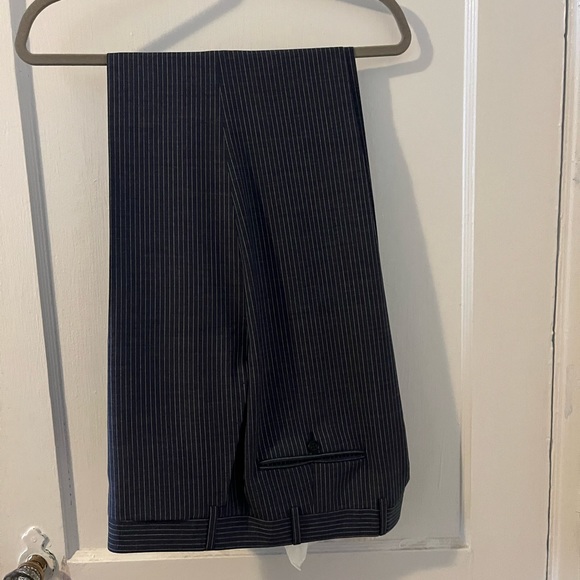 Canali suit Blue and White Pin Stripes 2 piece double vents single breasted - Picture 5 of 11